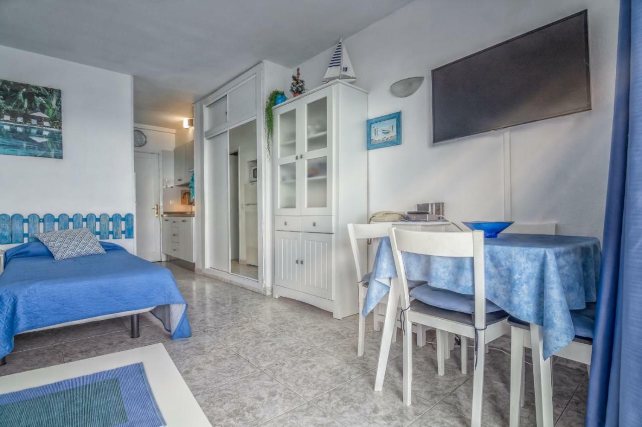 Comodoro Estudio Vista Mar Explotaciones Ravel Арона Екстериор снимка